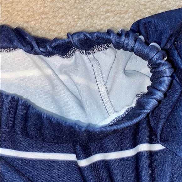 Navy romper - Picture 3 of 4